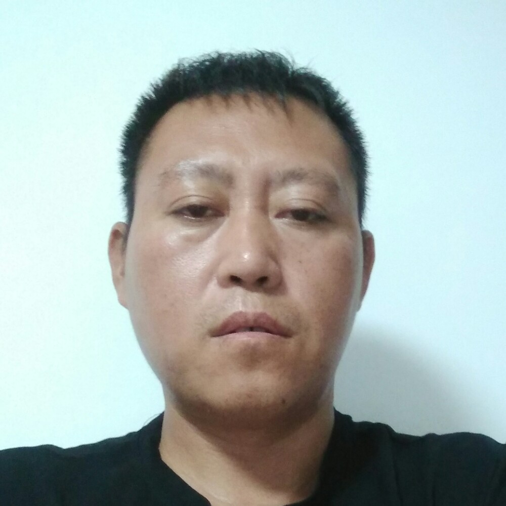受伤大山的照片