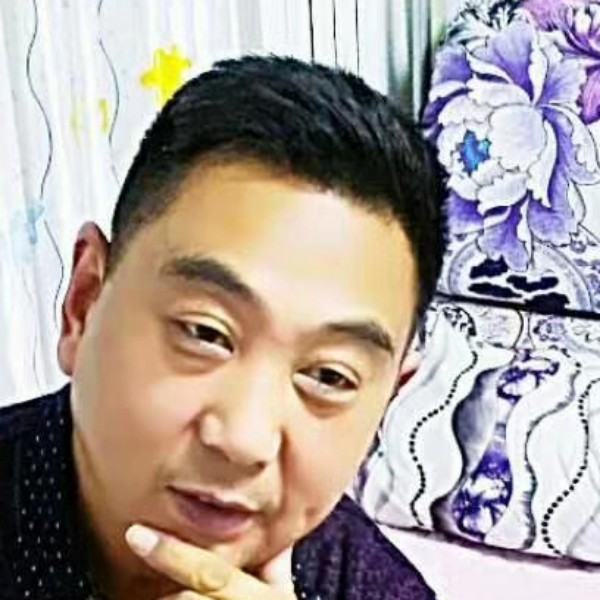 项链邂逅舒适的照片