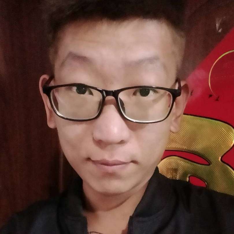 隔路的照片