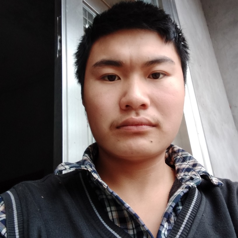 廖育全的照片