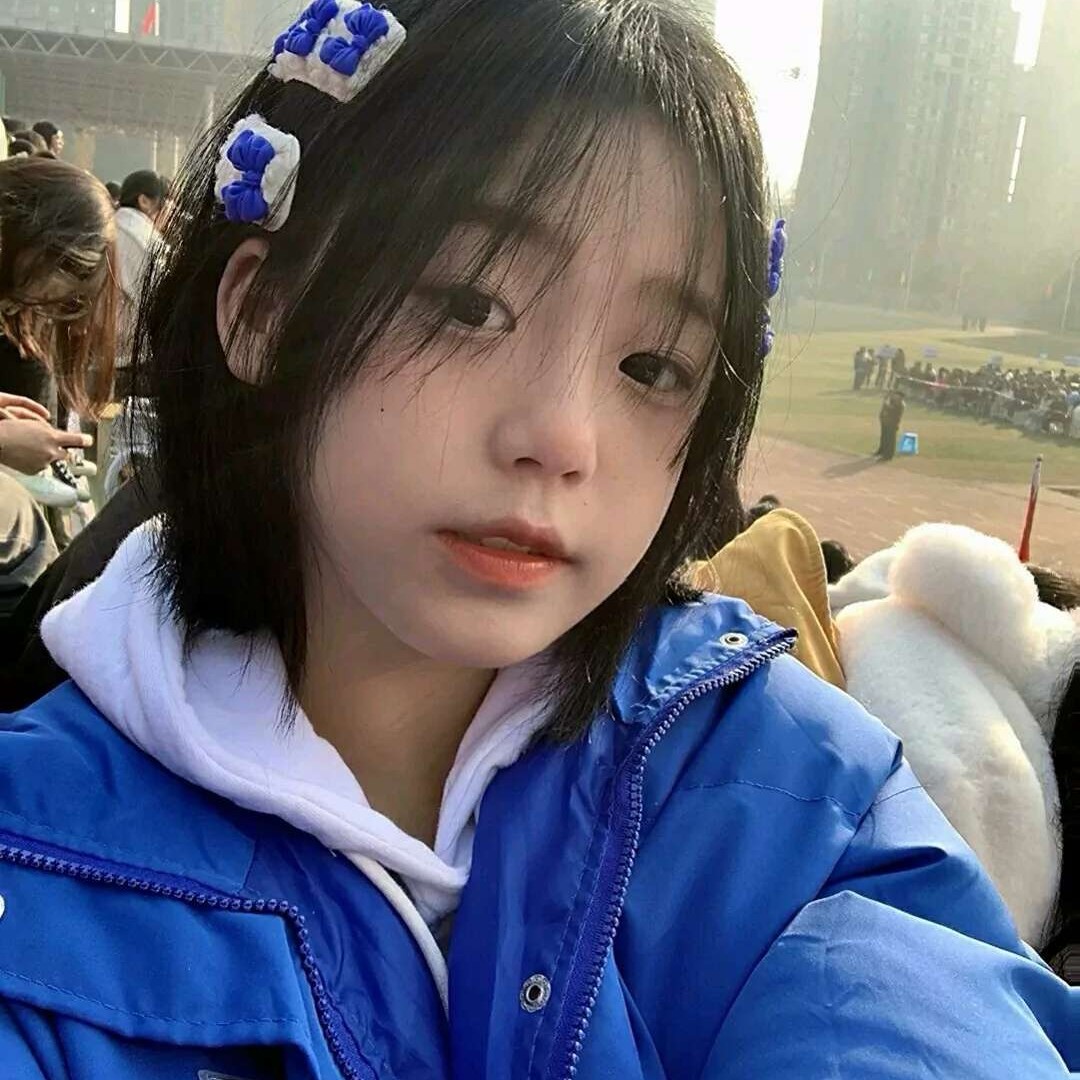 皮带扯靓丽的照片