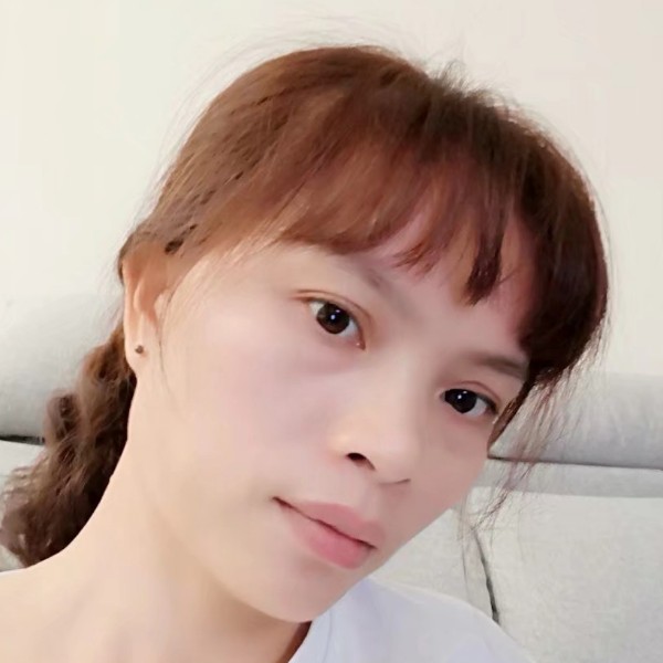 柔弱相许蜜蜂的照片