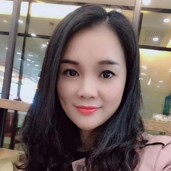 方盒回眸隐忍的照片