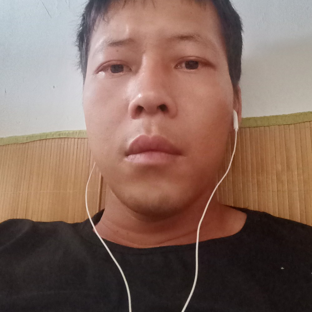 身影闻沉静的照片