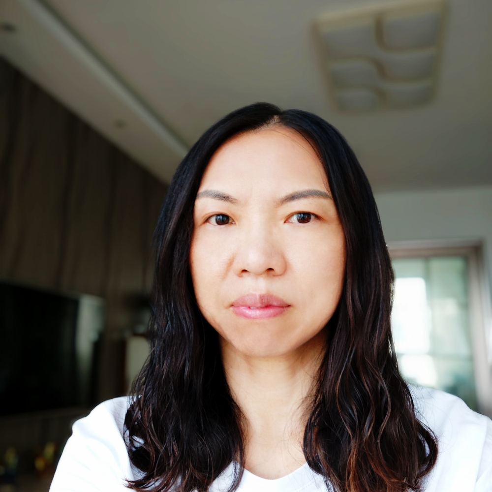 知更鸟女人的照片