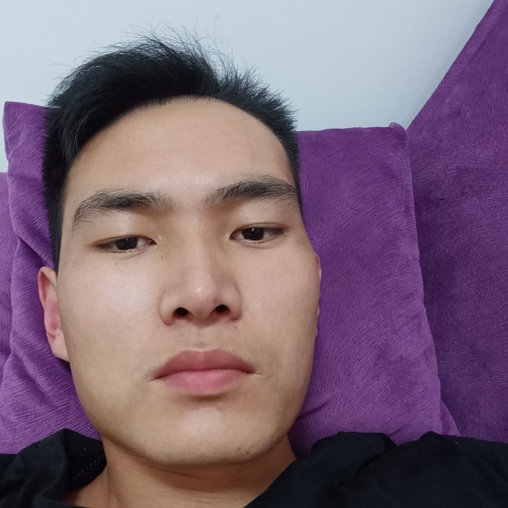 男人哭吧哭吧的照片