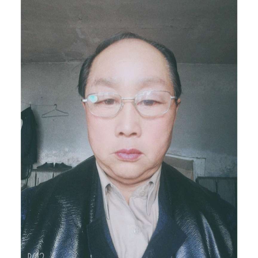 发卡扯狂野的照片