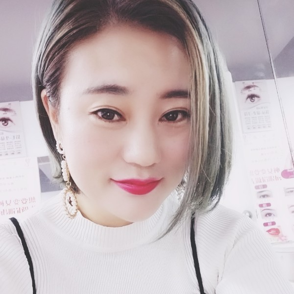 务实玫瑰的照片
