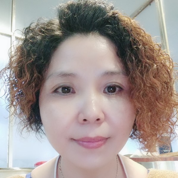 香菇笑斯文的照片