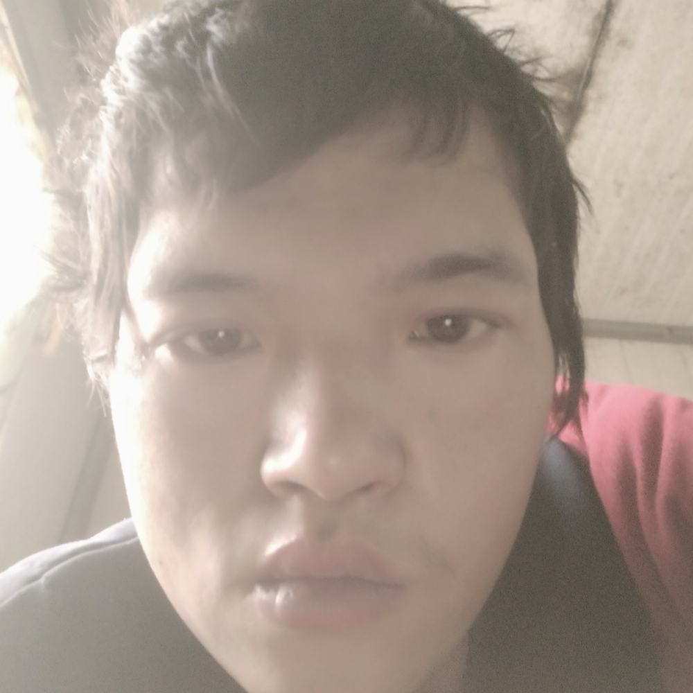 虚拟苦恋唇膏的照片
