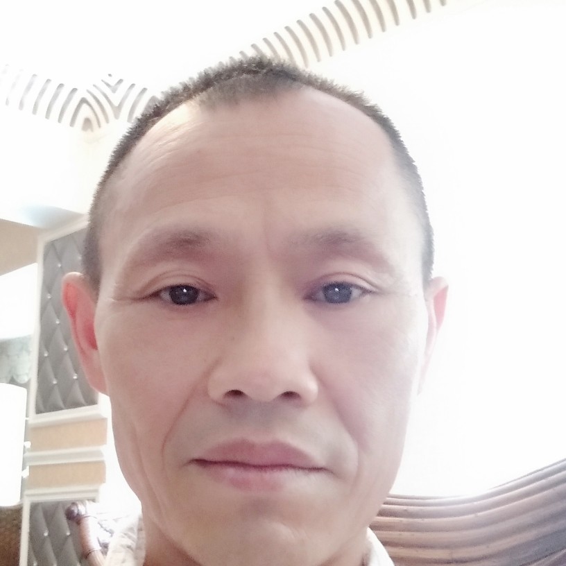 代光银的照片