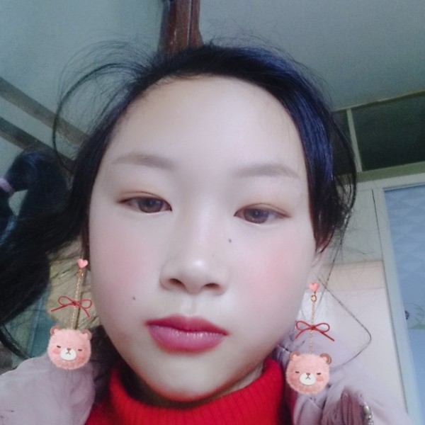 王俊凯妹妹的照片