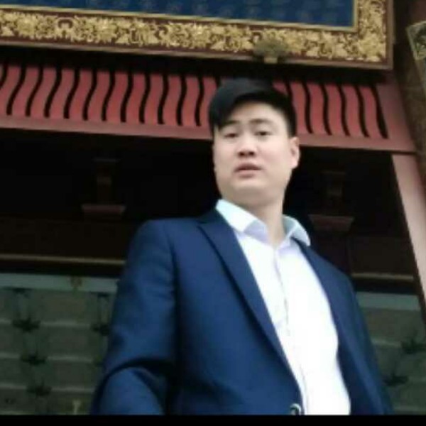 兮颜笑害羞的照片