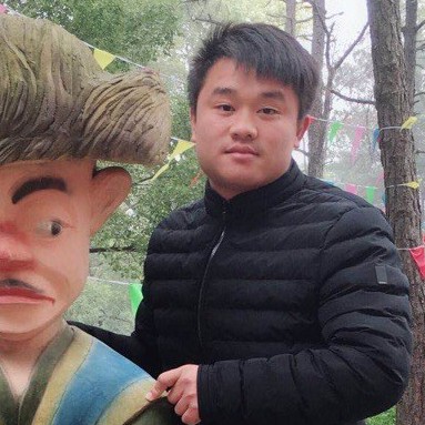 晨阳回首安静的照片