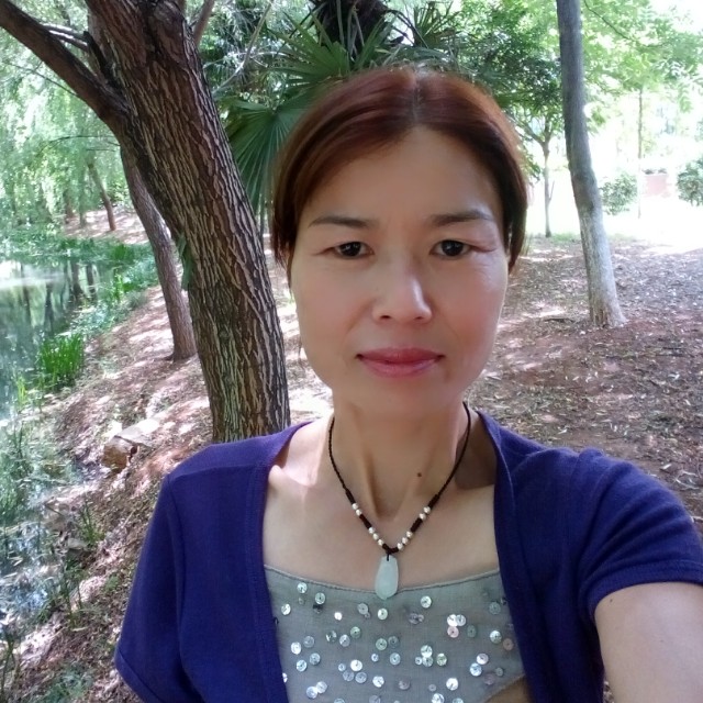 落后停止凉面的照片