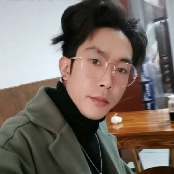 依民的照片