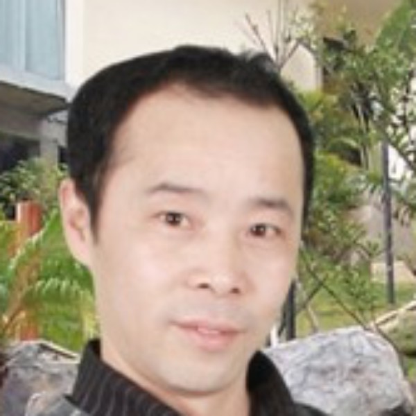 小巧枕头的照片