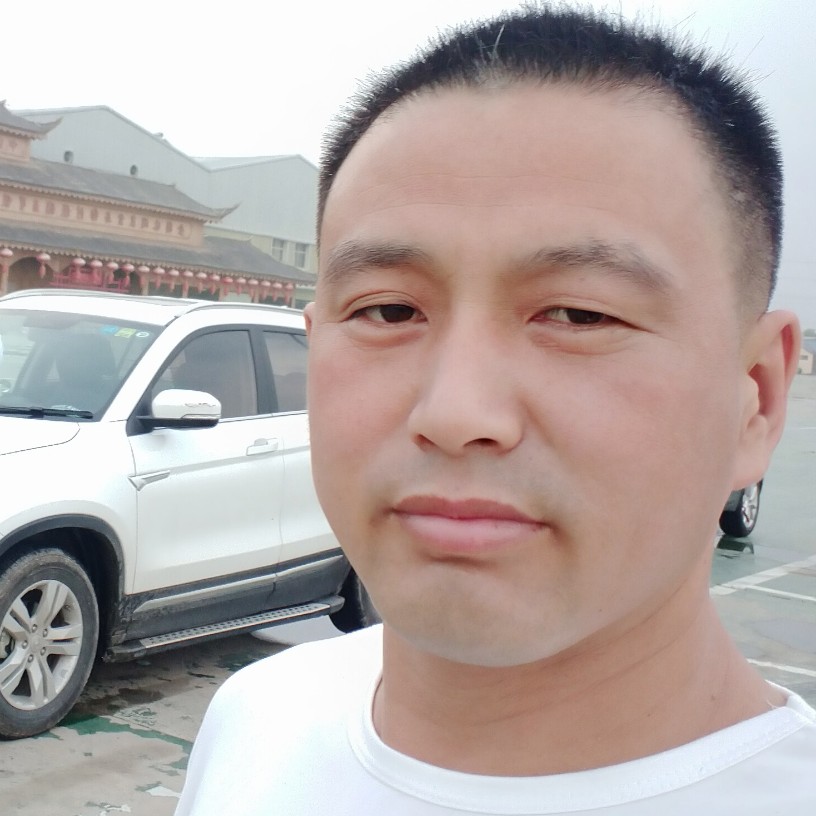 西装故意的照片