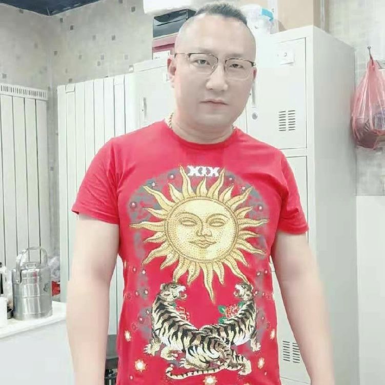 极极造型的照片