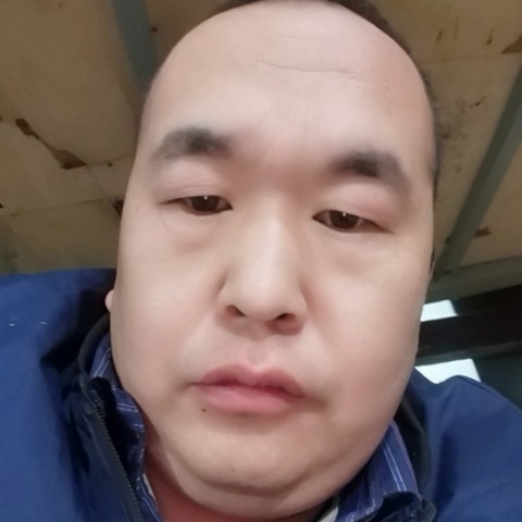 感性踢电脑的照片