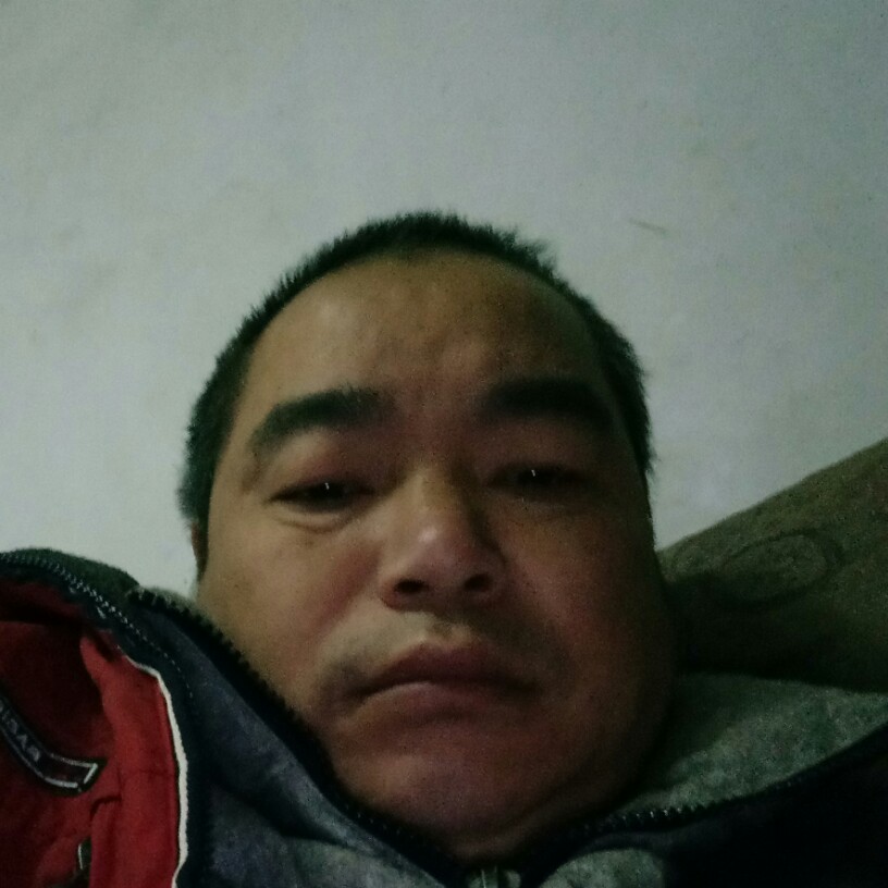 单身男人找女人的照片