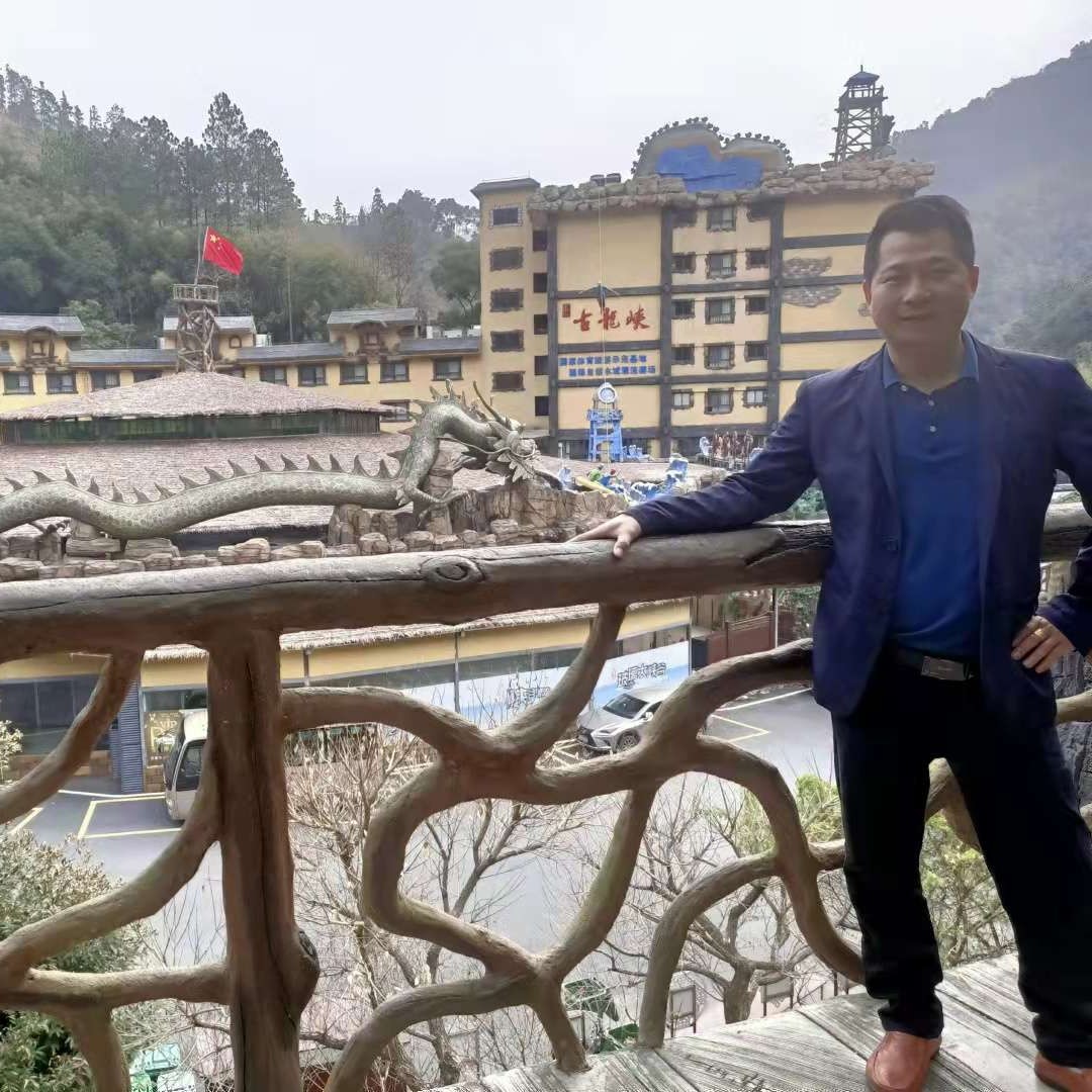 名锐腾威的照片