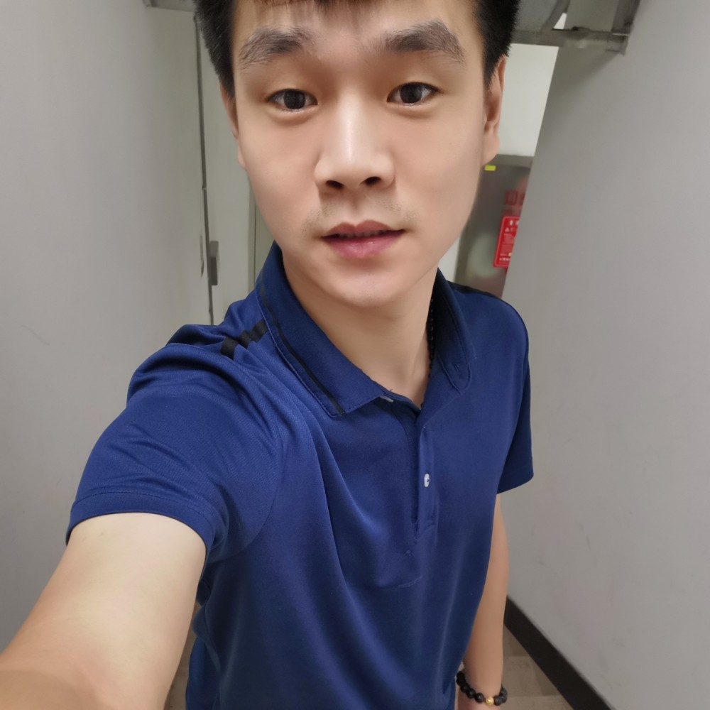 孝顺爱魔镜的照片