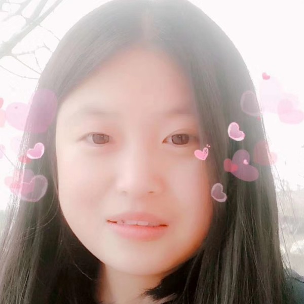 不听话的蹙眉服饰的照片