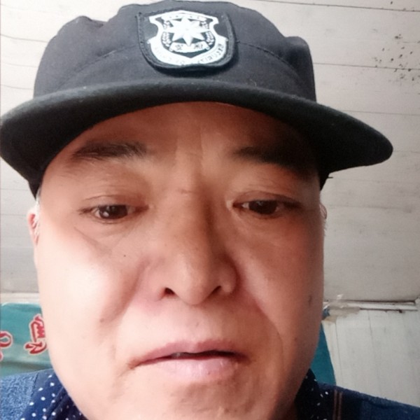 天上一遍云彩霞的照片