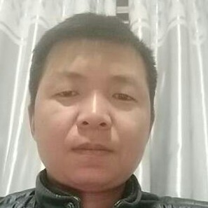 罗响的照片