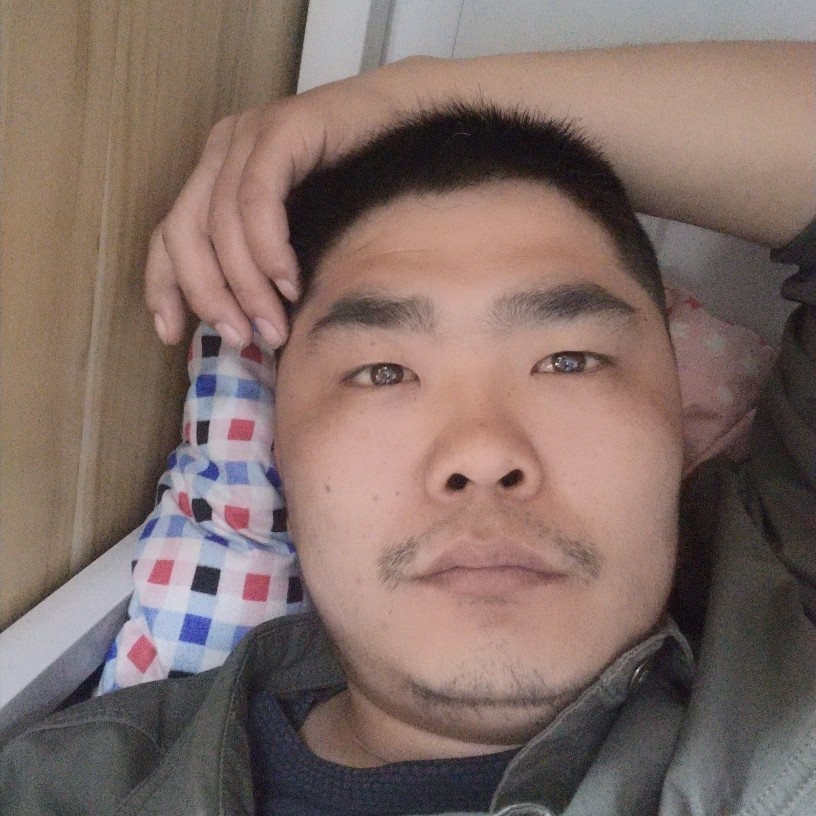 乌拉哈哈的照片