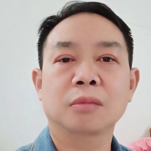 呆萌挽手韶华的照片