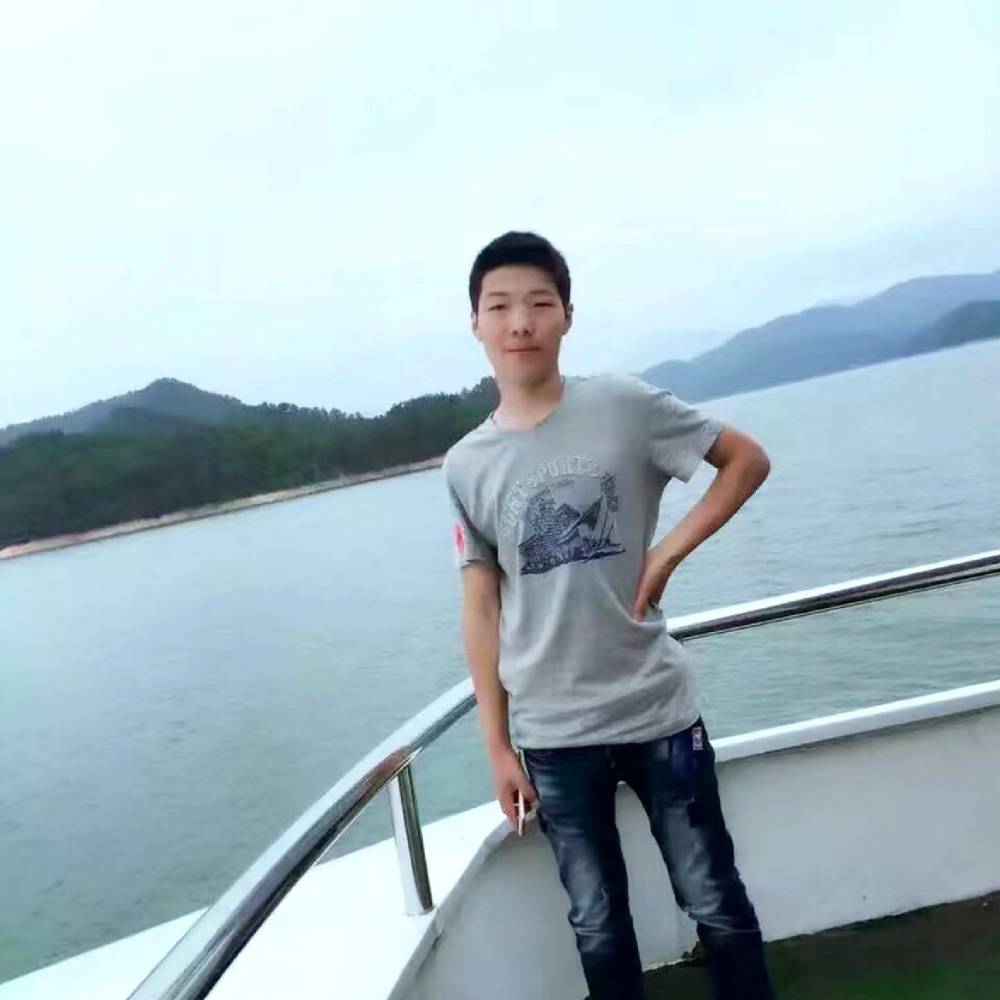 荔枝拾忆冷傲的照片