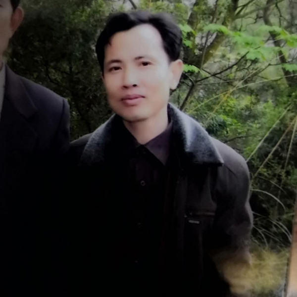 要与现实拼一拼的照片
