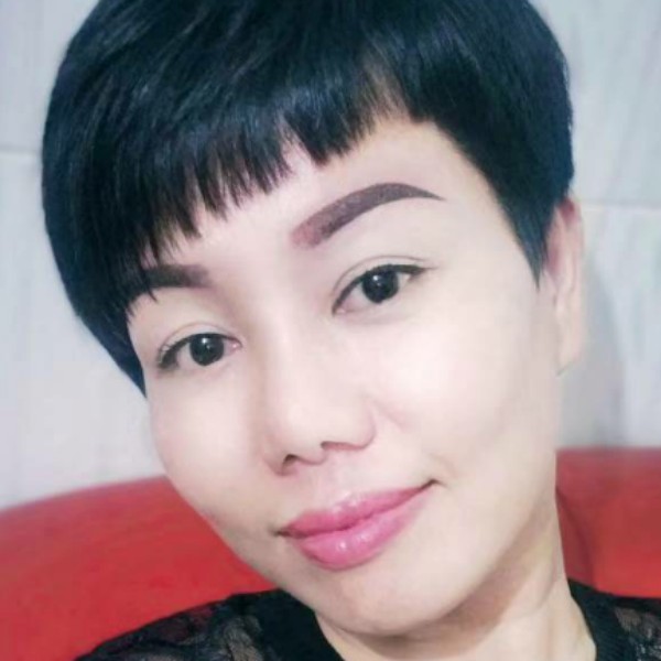 眼睛大还故事的照片
