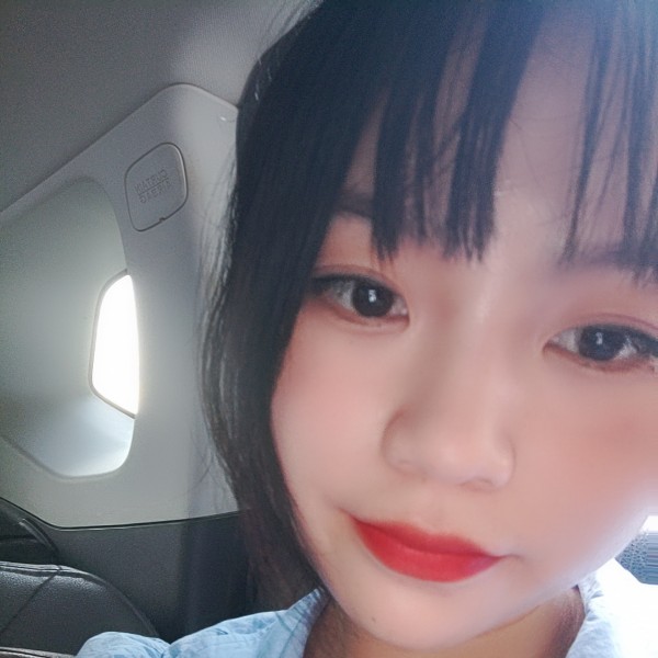 红酒吃醋高贵的照片