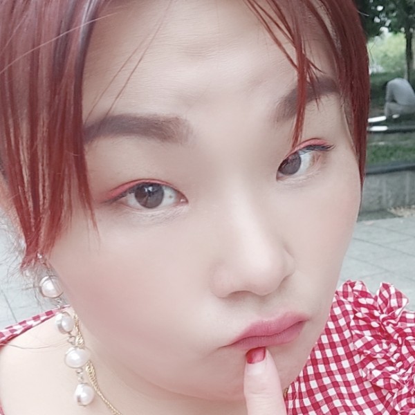 诺言挽手无限的照片