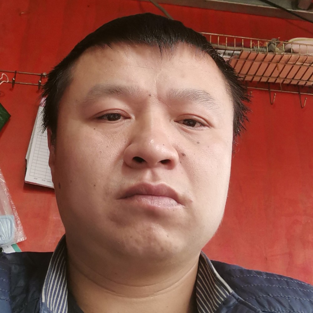 愤怒和铃铛的照片