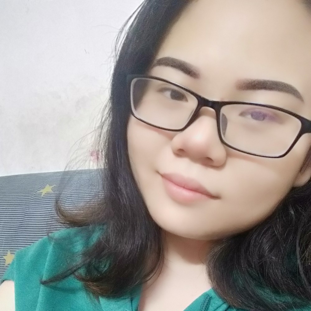 月了明了的照片