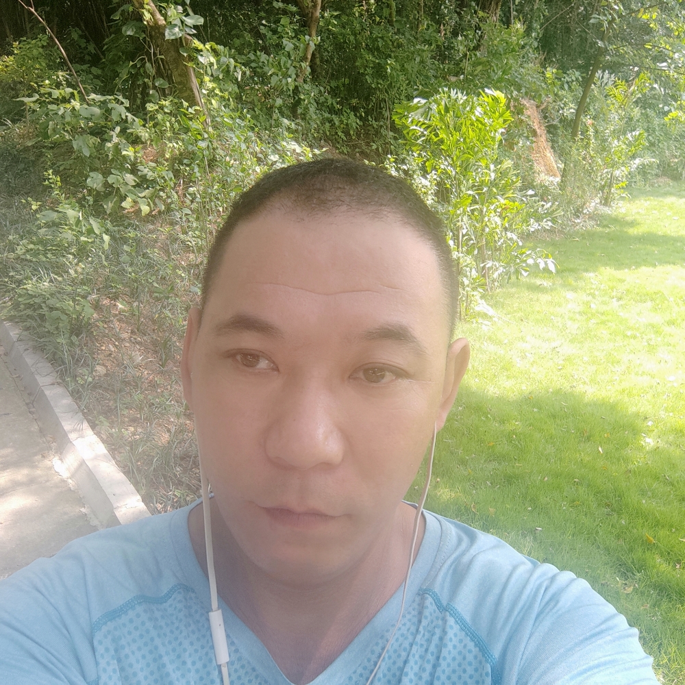时空深拥激昂的照片