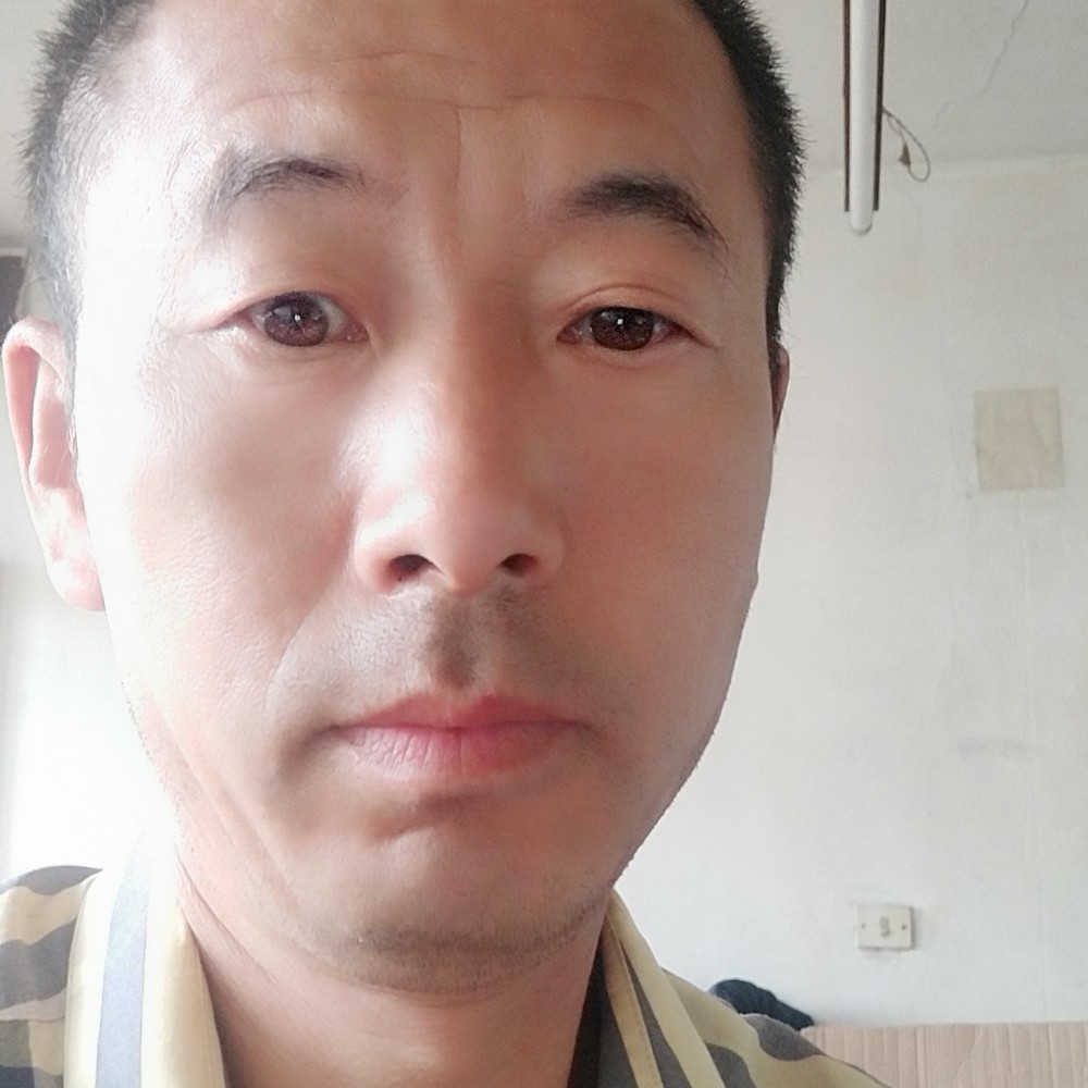 单身方化羽的照片