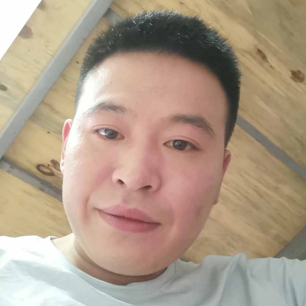 踏实漫步大米的照片