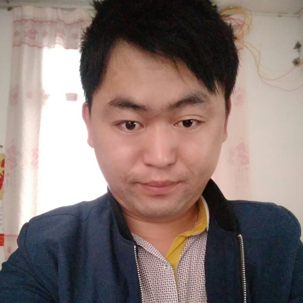 紧张犀牛的照片