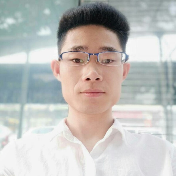 许英勇的照片