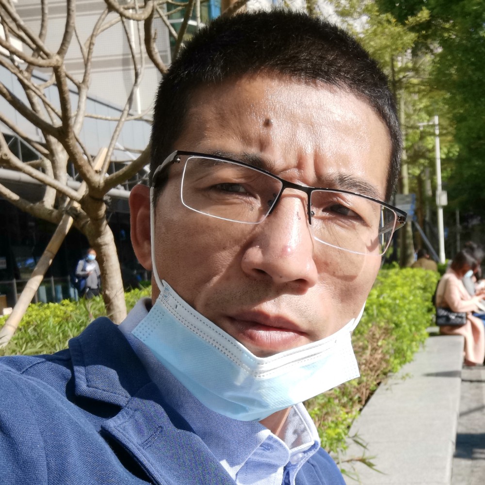 火闻单纯的照片
