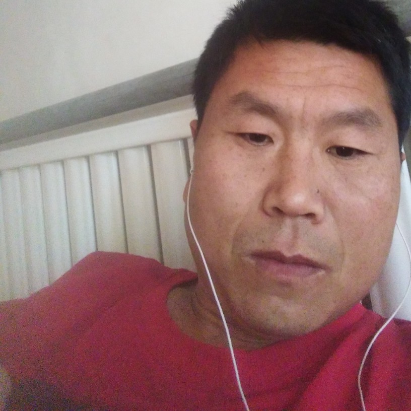 凶狠保卫荔枝的照片
