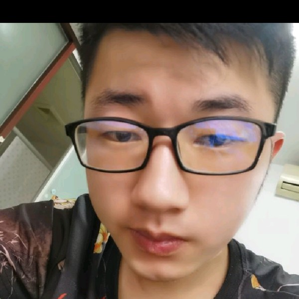 90后小伟的照片