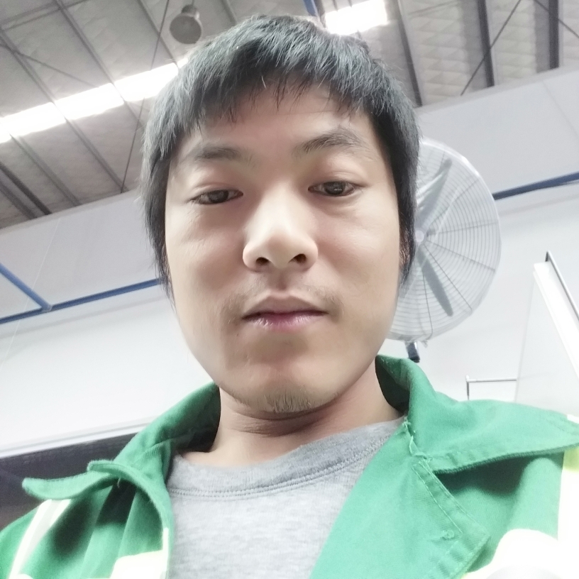 袁汀的照片