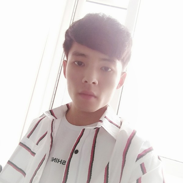 皓月lhy的照片
