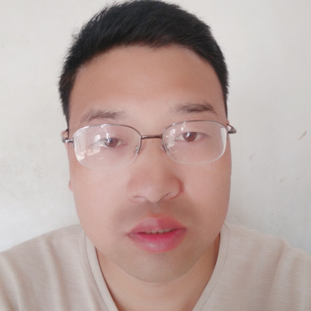 灵巧微笑的照片